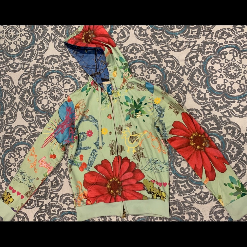 LRG Sweater